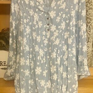 Ava & Grace Blue Floral Button-Front Tunic